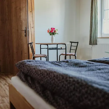 V Ruzich Hroznova Lhota